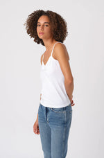 Load image into Gallery viewer, AMO SCALLOP KNIT CAMI
