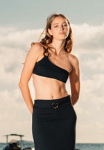 Load image into Gallery viewer, Calarena Long skirt with a ring
