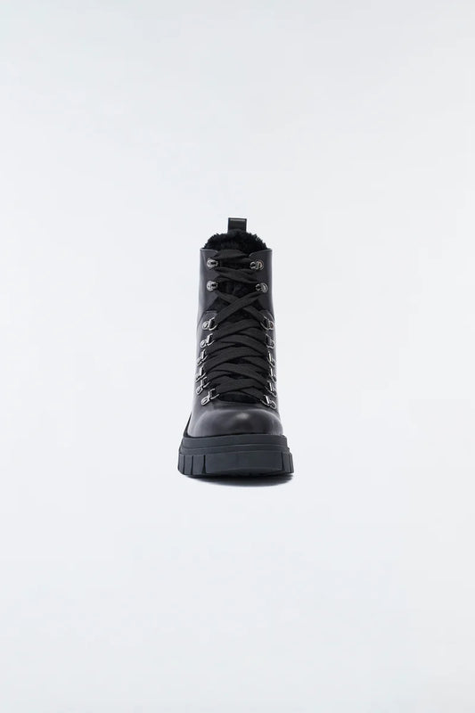 SUMMIT BOOTS