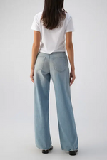 Load image into Gallery viewer, AMO FRIDA JEANS
